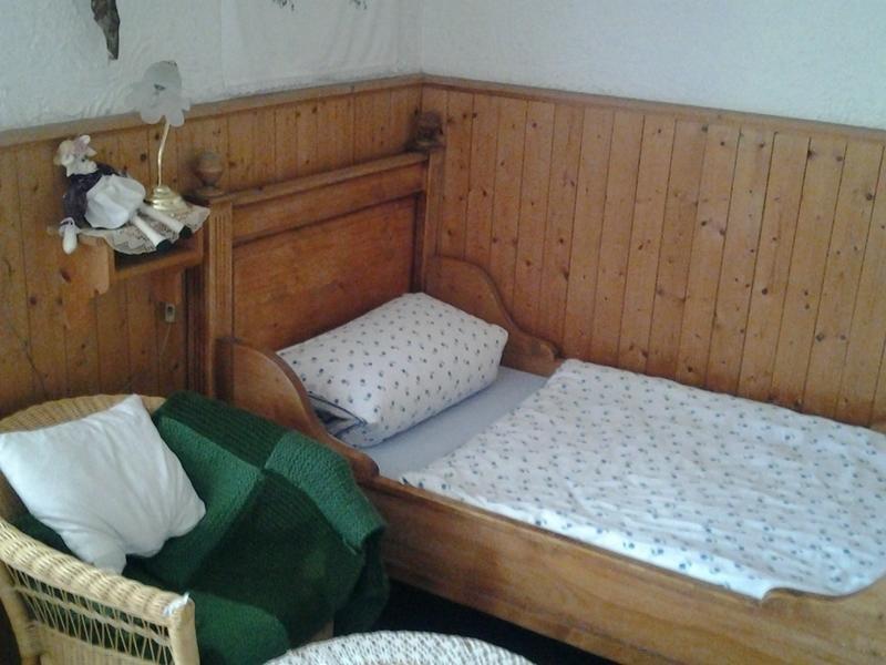 Gastehaus Zum Alten Schulhaus Hotell Miltenberg Rom bilde