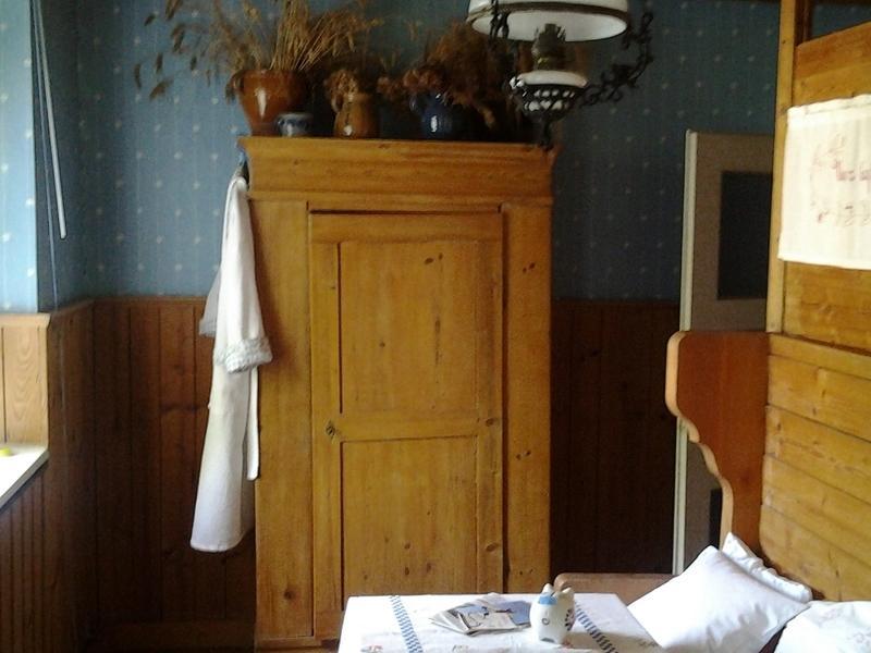 Gastehaus Zum Alten Schulhaus Hotell Miltenberg Rom bilde