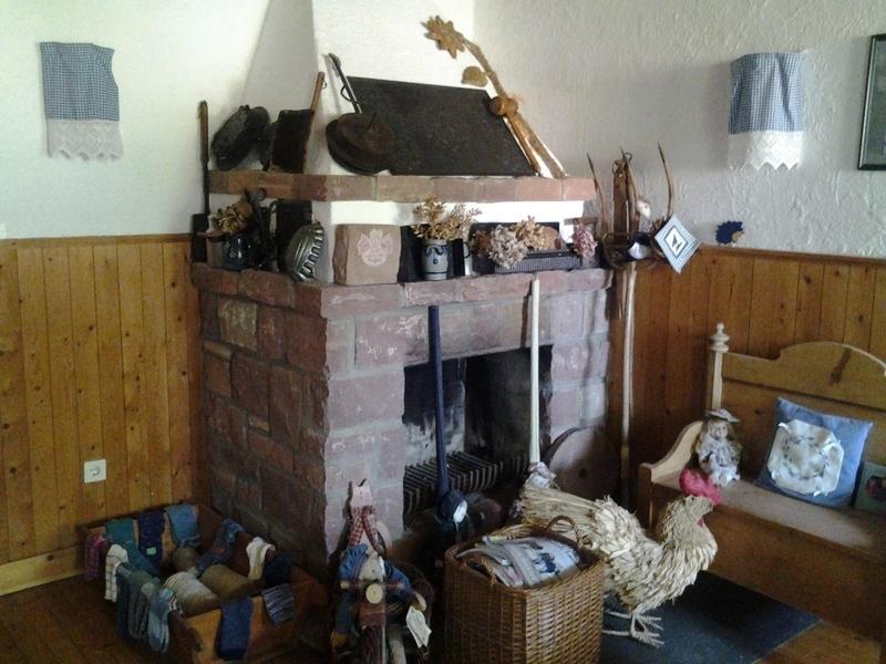 Gastehaus Zum Alten Schulhaus Hotell Miltenberg Rom bilde